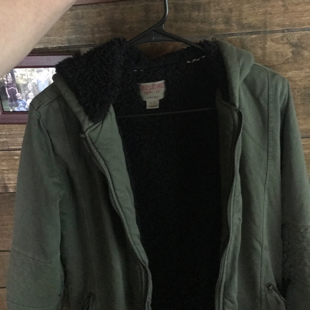 Mossimo jacket fake fur lining