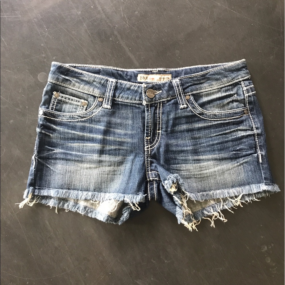 BKE Starlite Jean Shorts. Size 29.