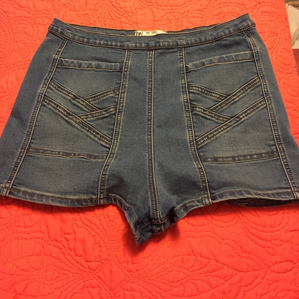 High wasted shorts