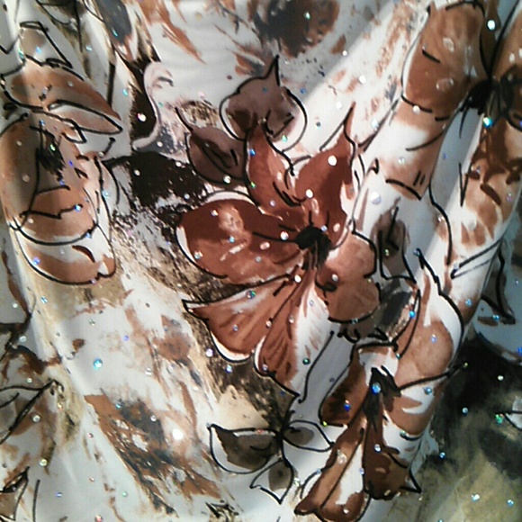 Blouse - Picture 2 of 3