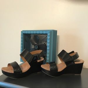 Clarks Wedge Sandal