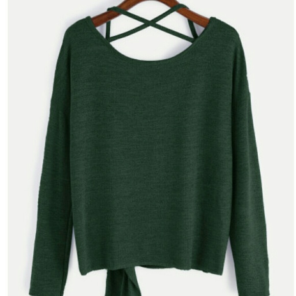 Tops - 🏷️PRICE IS FIRM🏷️🌿🌱CRISS CROSS TOP🌿🌿
