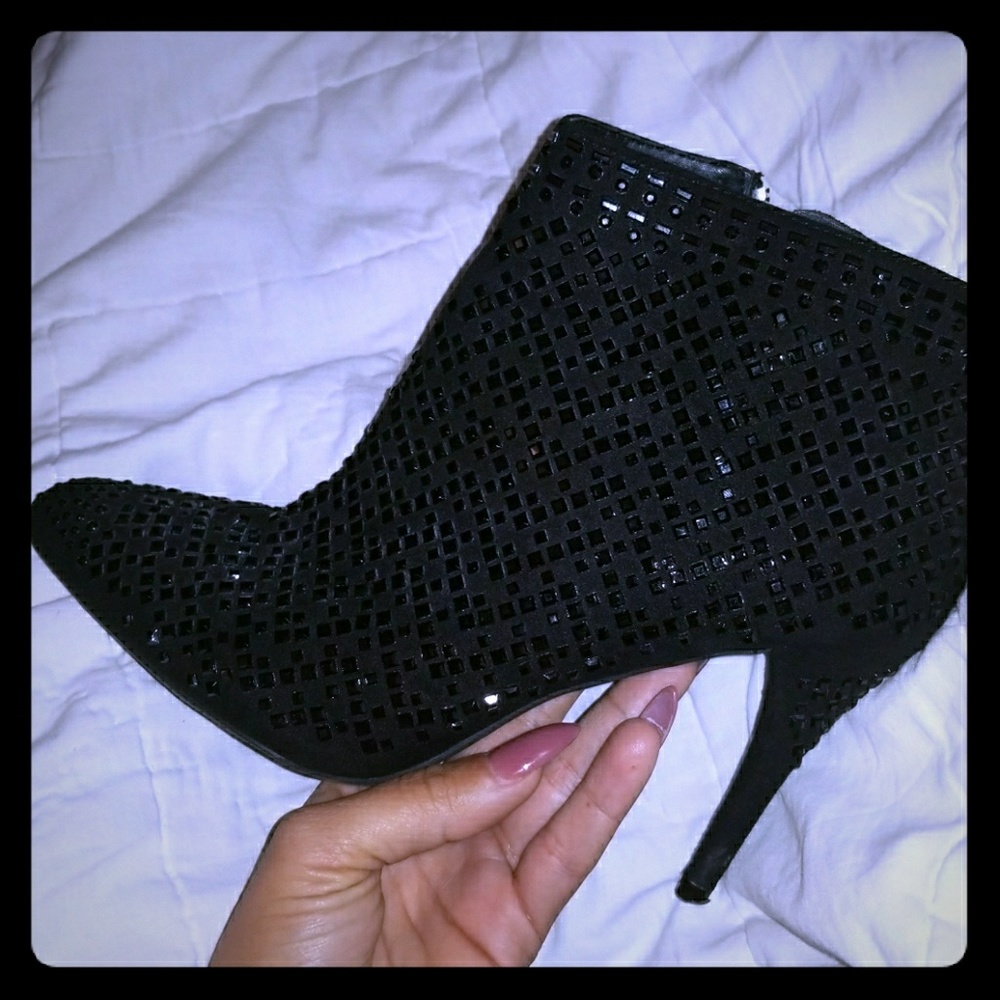 Gianni Bini black rhinestone booties