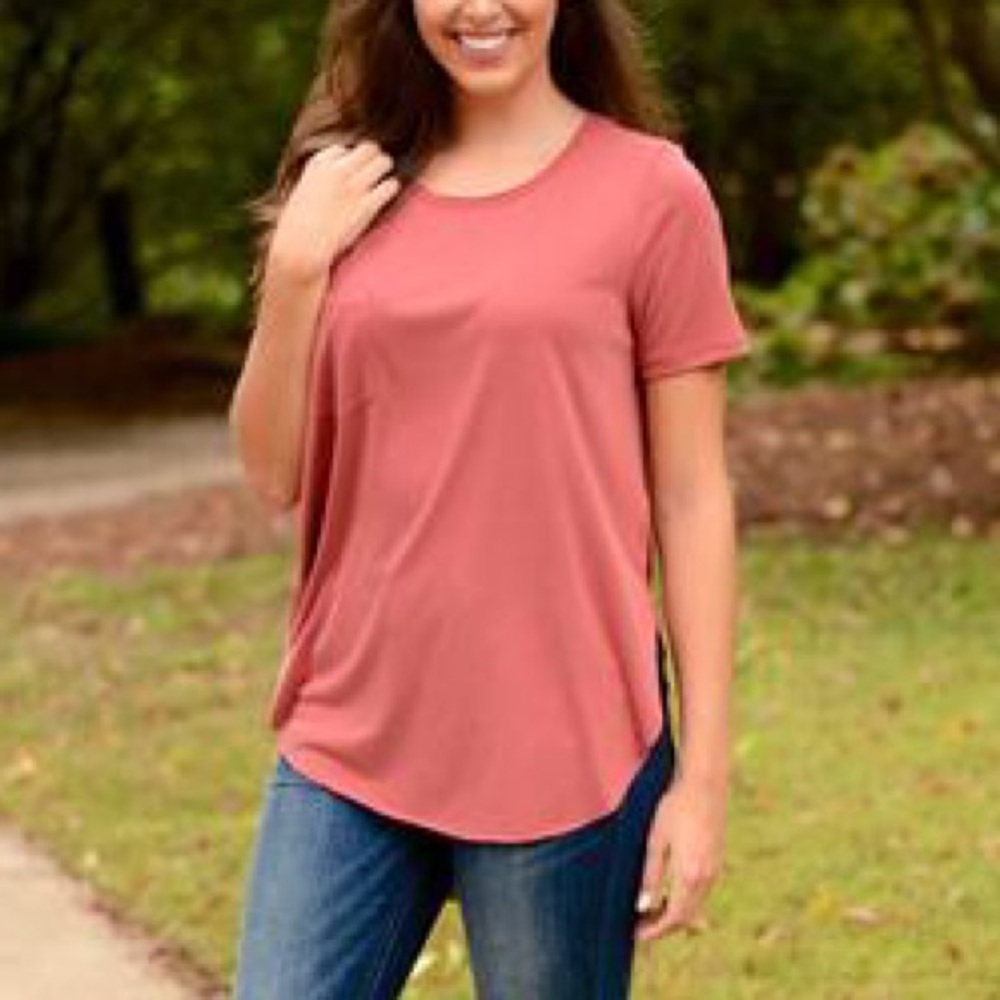 Lush slinky pocket tee