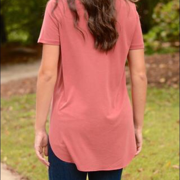 Lush slinky pocket tee - Picture 2 of 8