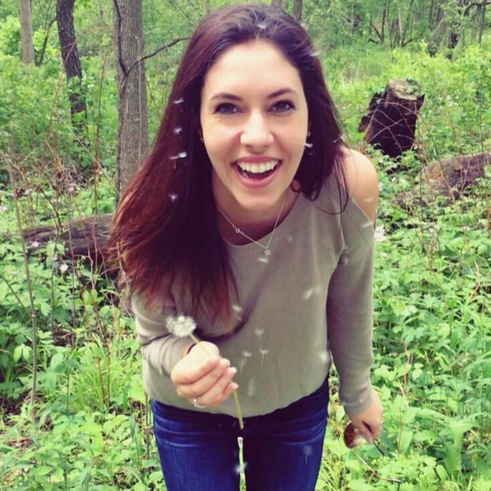 Meet your Posher, Zoish