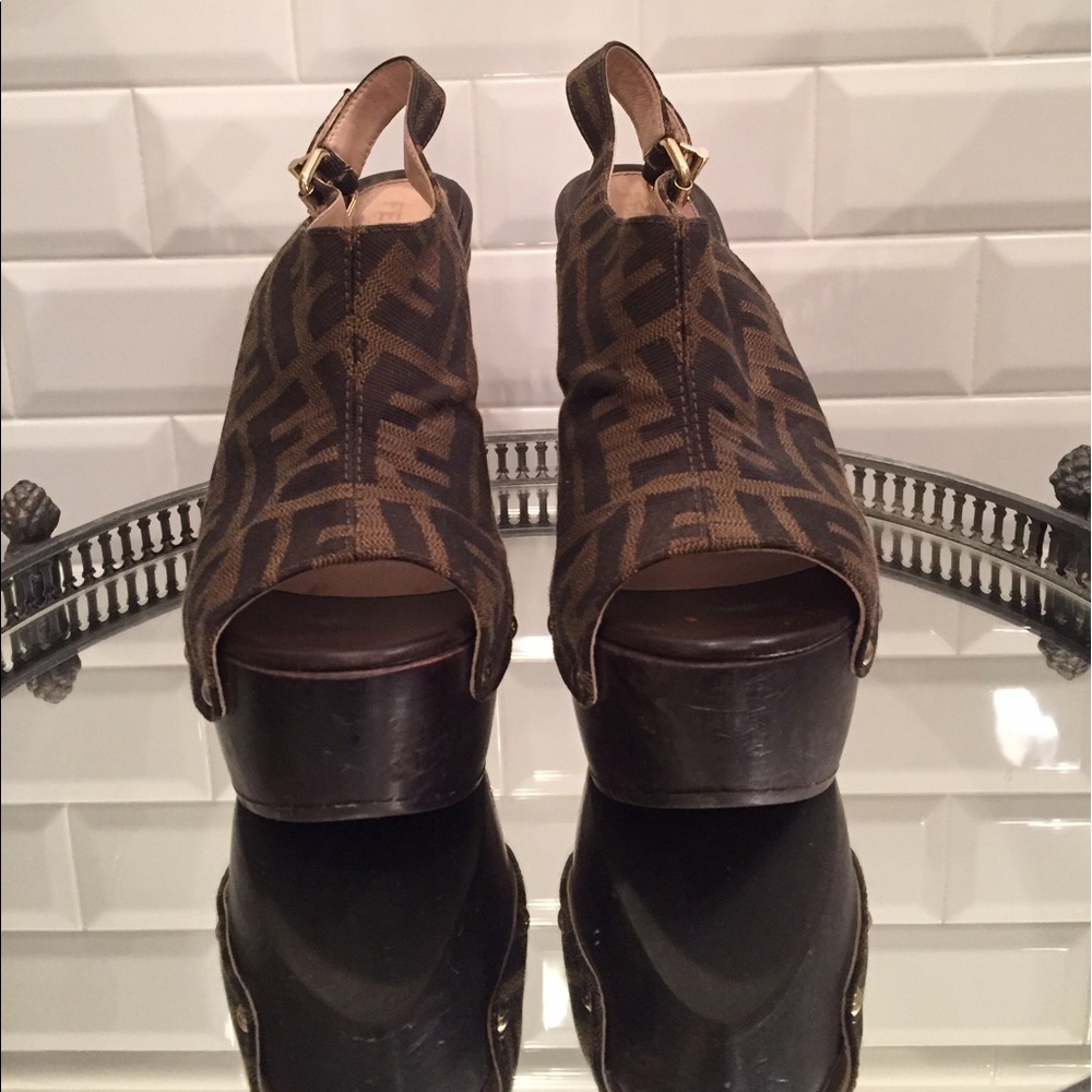 FENDI ZUCCA PLATFORM