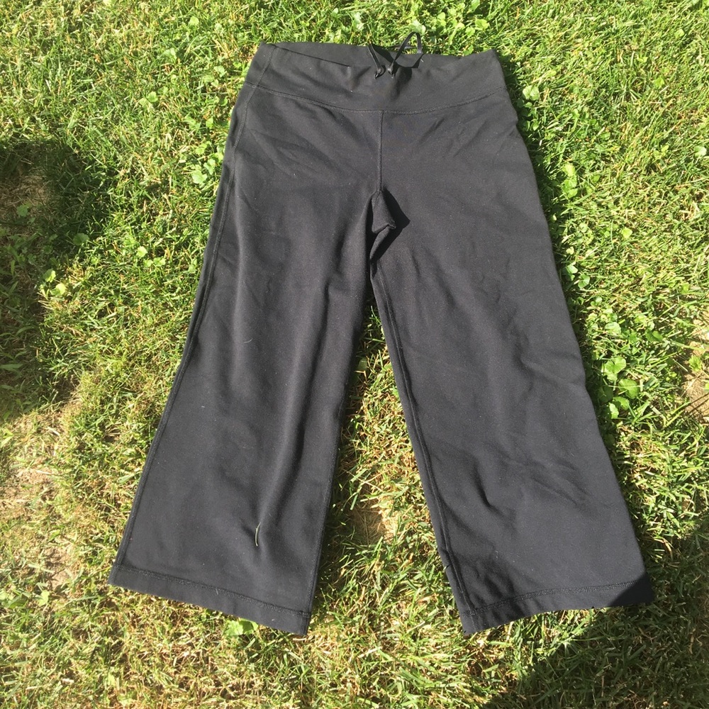 Lululemon yoga pants