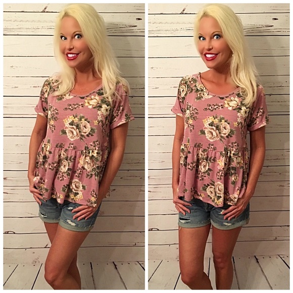 LAST ONE! 🌸So soft Mauve floral top - Picture 2 of 3