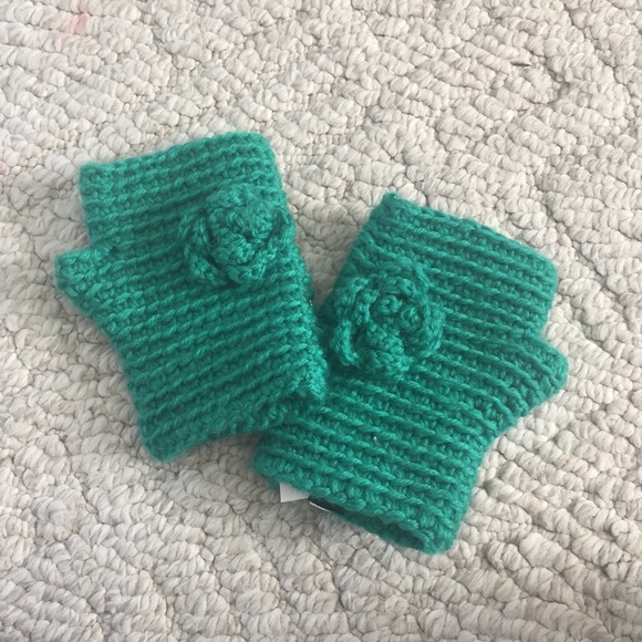 Fingerless gloves - Picture 2 of 5