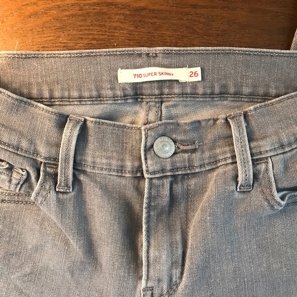 LEVI'S 710 grey skinny jeans
