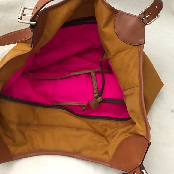 Dooney & Bourke purse - Picture 2 of 4