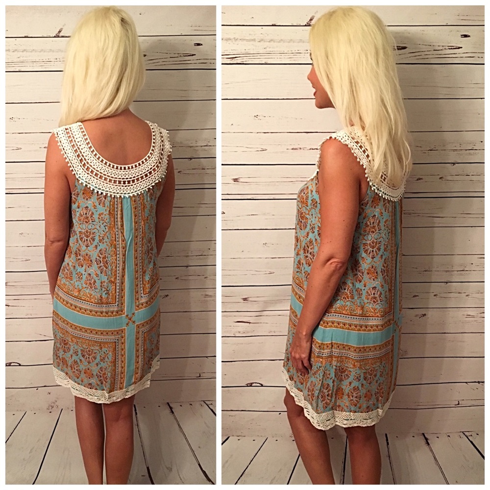 🎉 HP🎉🎉Mint and Rust crochet detail dress - Picture 2 of 2