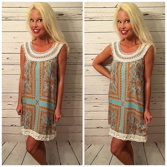 Dresses & Skirts - 🎉 HP🎉🎉Mint and Rust crochet detail dress