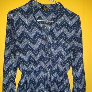 Long-sleeve shirt - great for leggings!