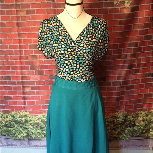 ⭐️HOST PICK ⭐️ Catch My I - Polka dot blouse. - Picture 5 of 6