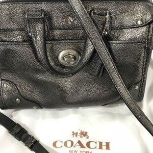 Coach small crossbody , very cute lil purse :)