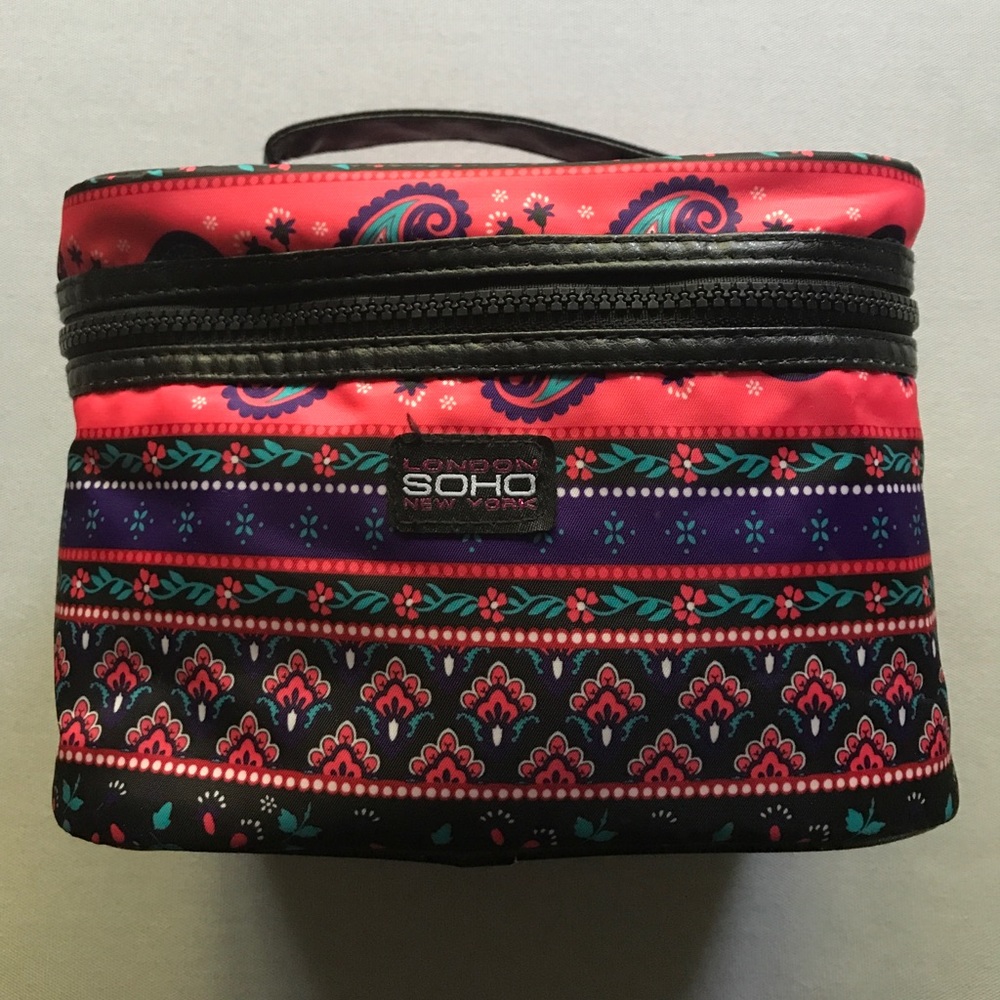 Nylon SOHO Colkectuon cosmetic bag