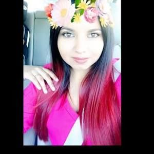 Meet your Posher, Carla