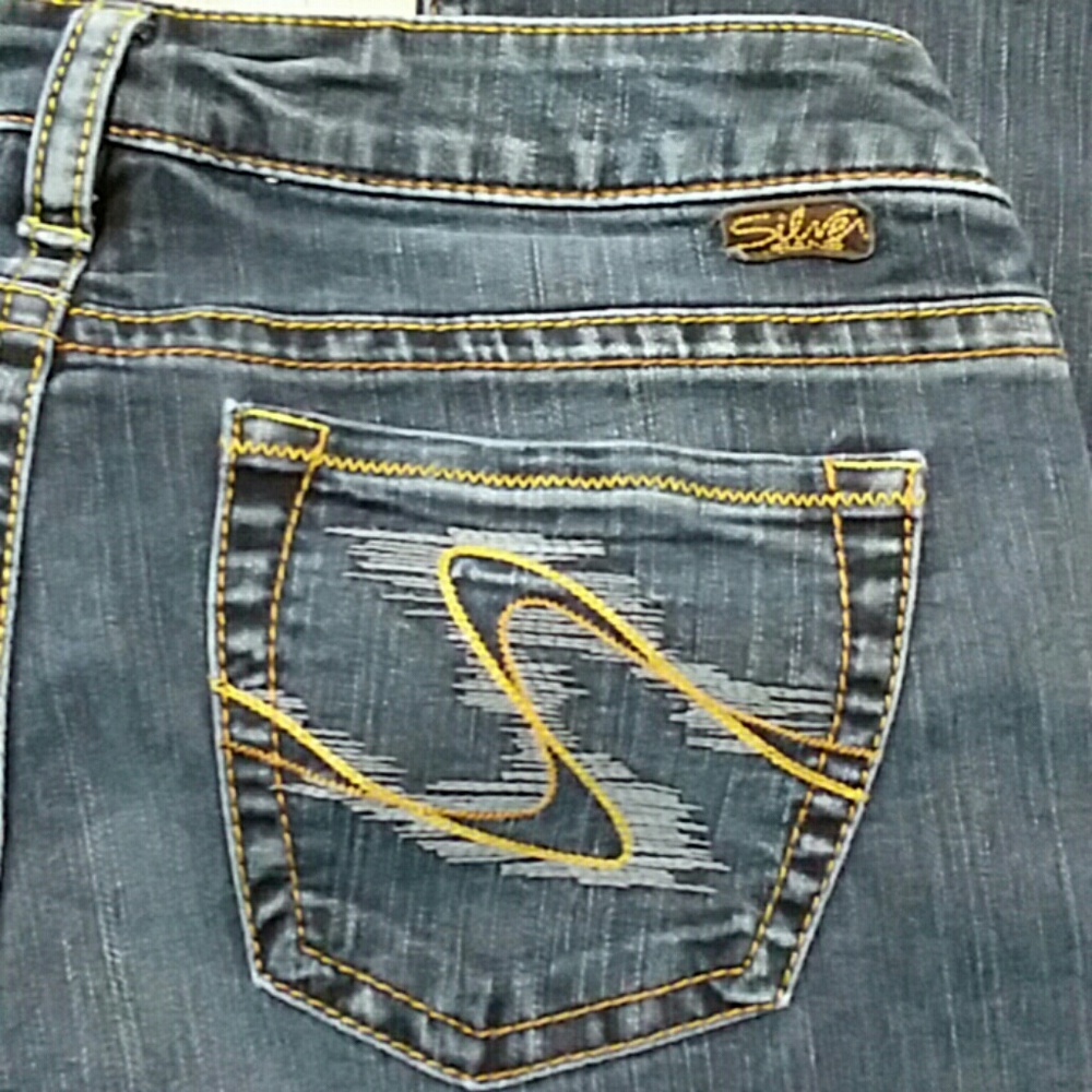 Silver Tuesday size 29 x 33 jeans great condition
