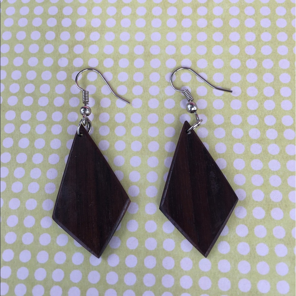 Wooden Earrings🌸🌷🌸