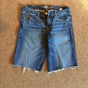 American Eagle Shorts Size 12