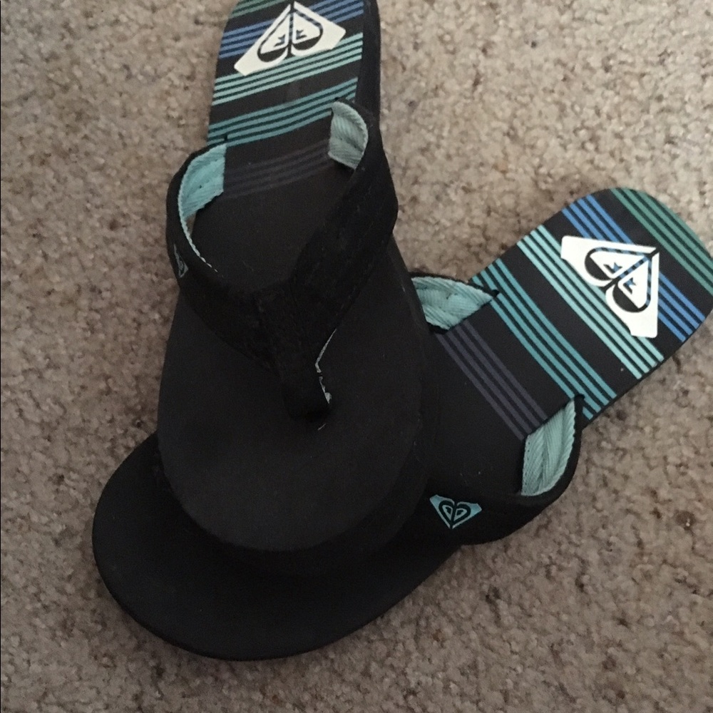 Roxy flip flops