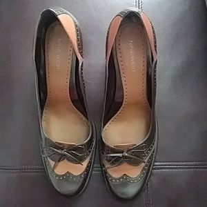 🔥🔥 $7 SALE 🔥🔥Heeled Spectators