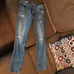32x32 Hollister Jeans