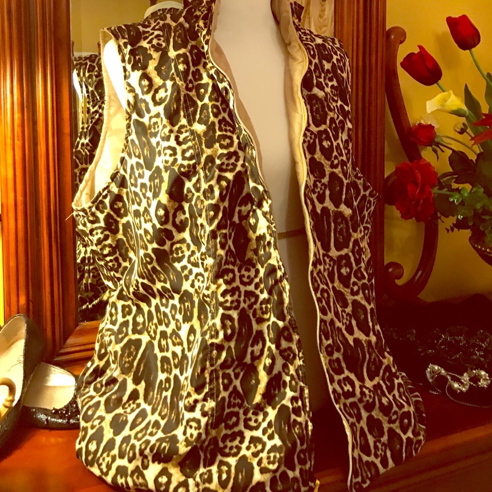 Plus size reversible vest 2x