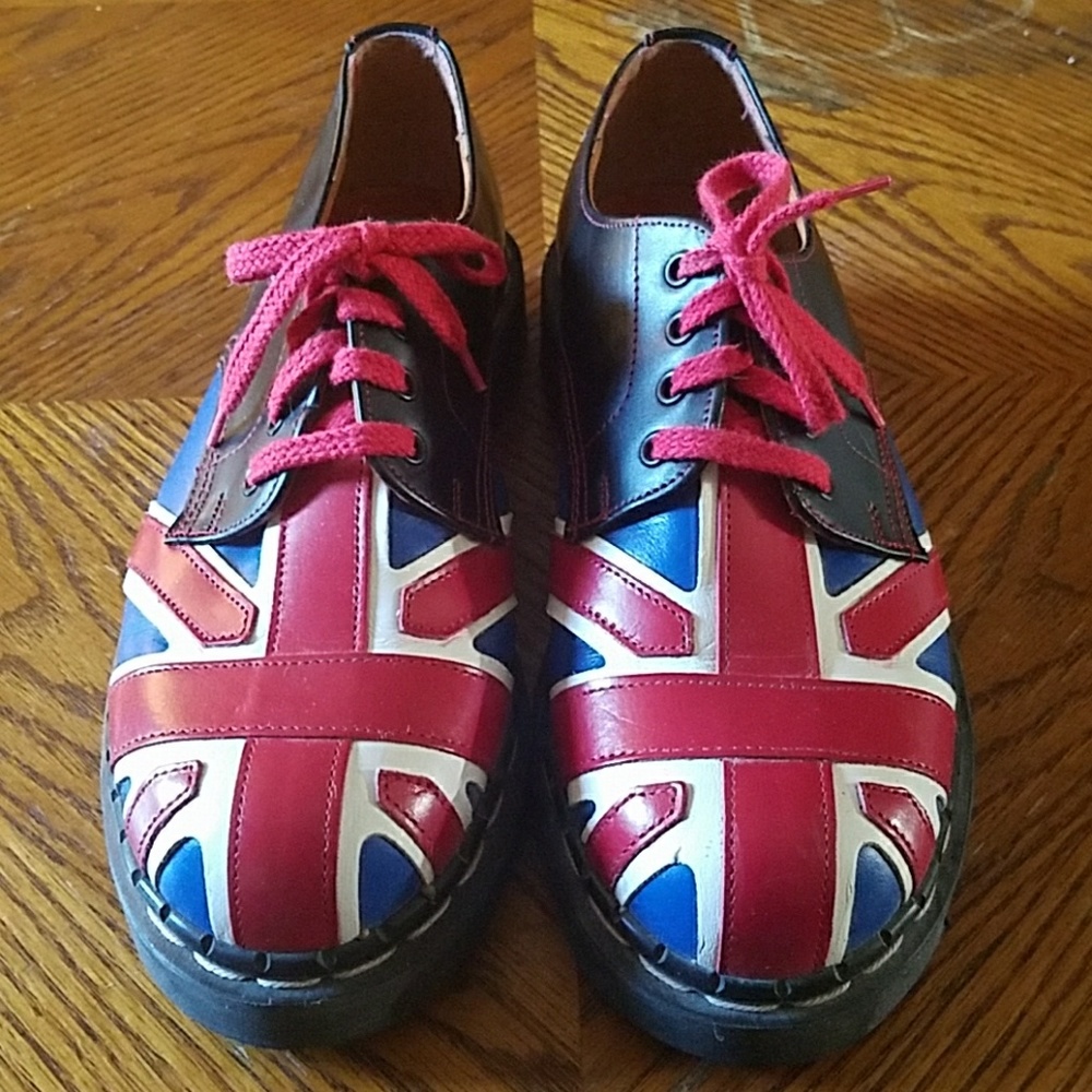 DR. Martens sz 9 british flag union jack shoes