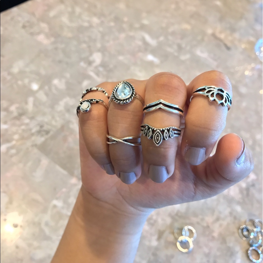 Set of 7 Midi Rings