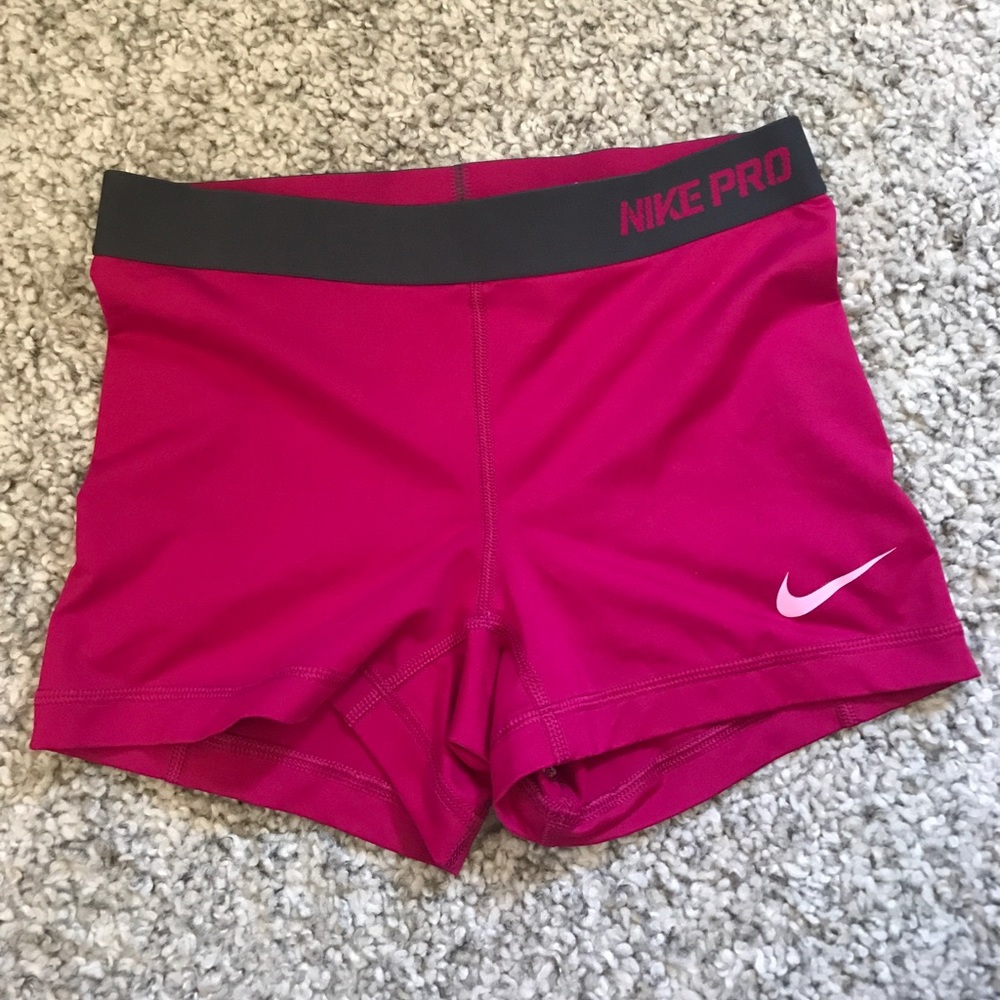 Nike athletic spandex shorts