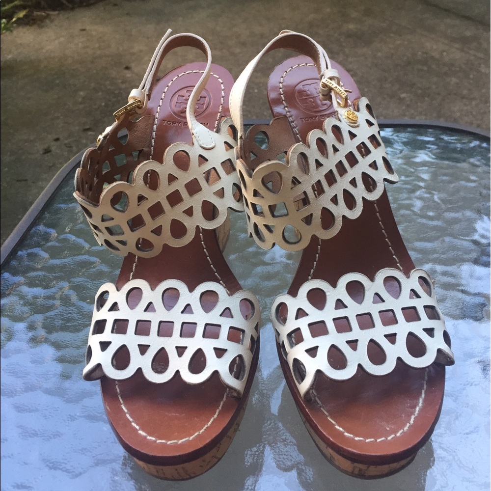 Tory Burch Perforated Cork Wedge Beige 6.5