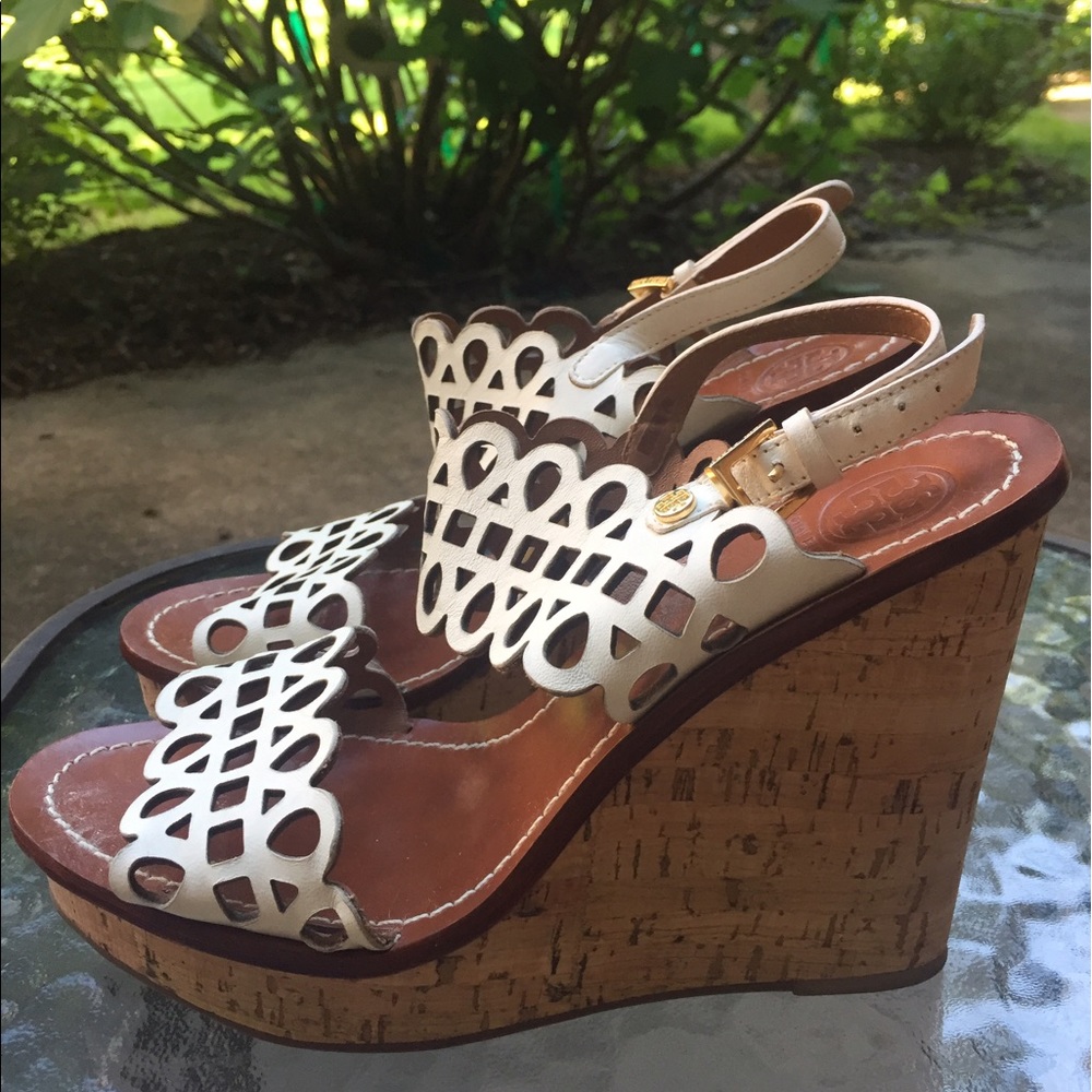 Tory Burch Perforated Cork Wedge Beige 6.5
