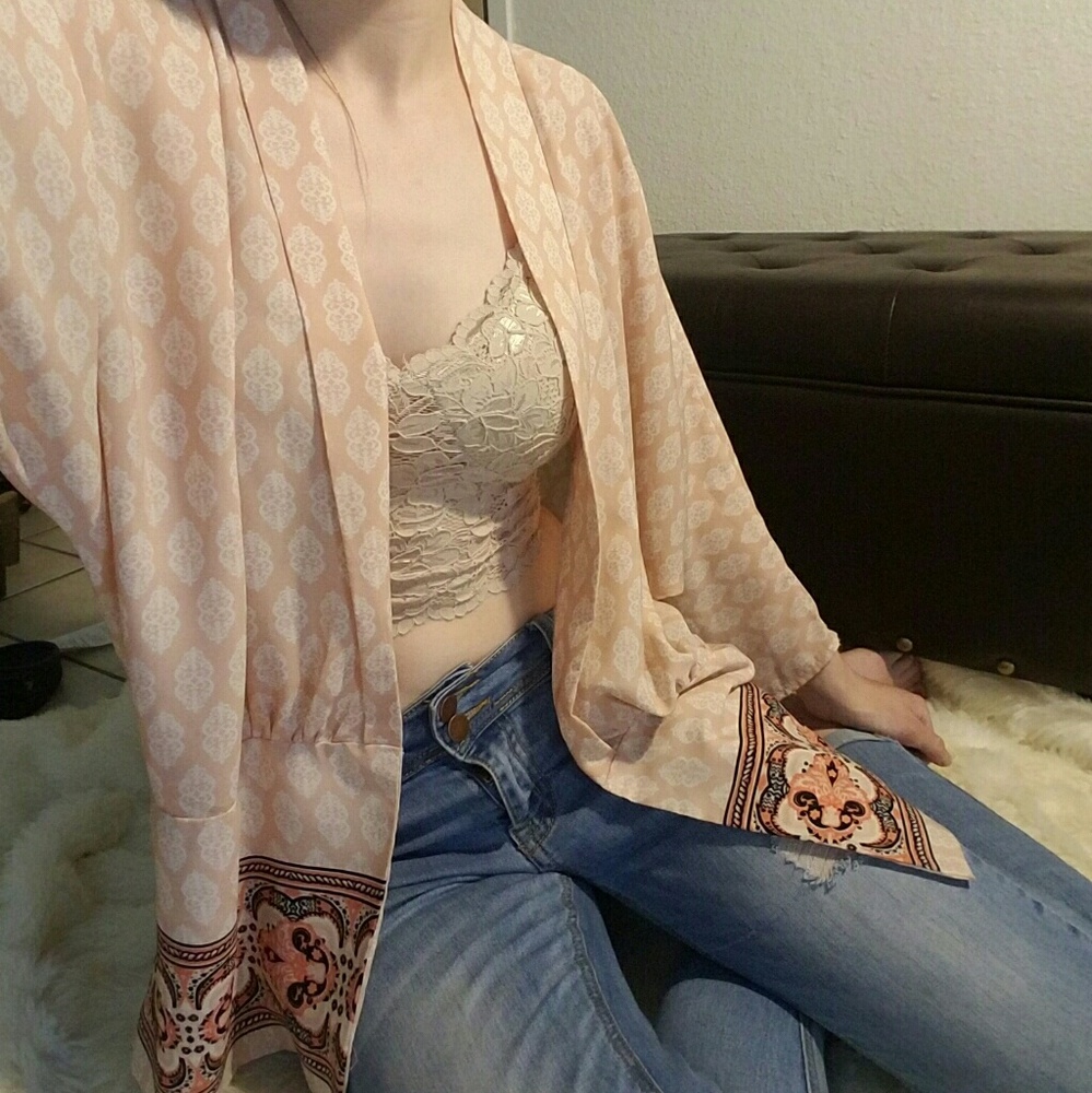 Like new! So cute pink kimono cardigan one size