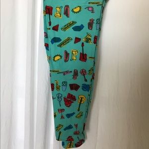 LuLaRoe One Size Instrument Leggings