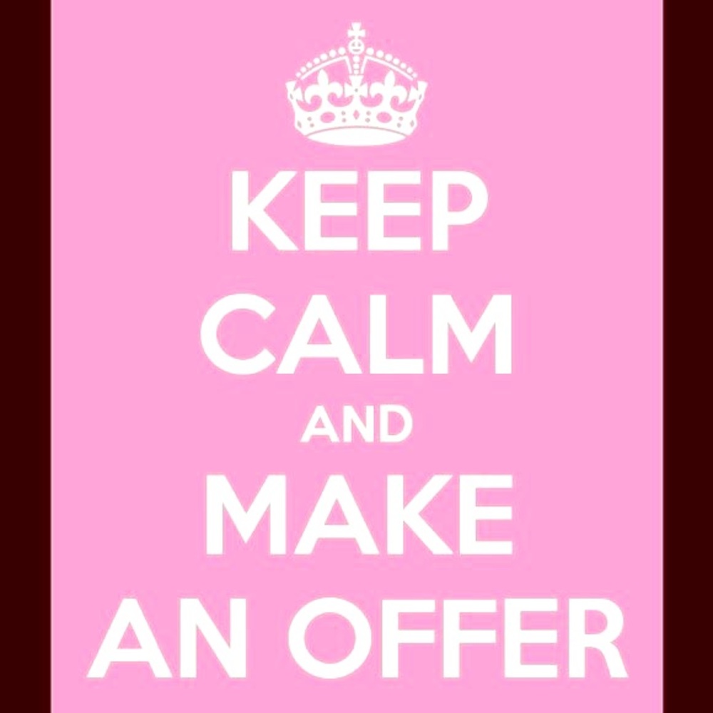 Check out my closet! I have LulaRoe!