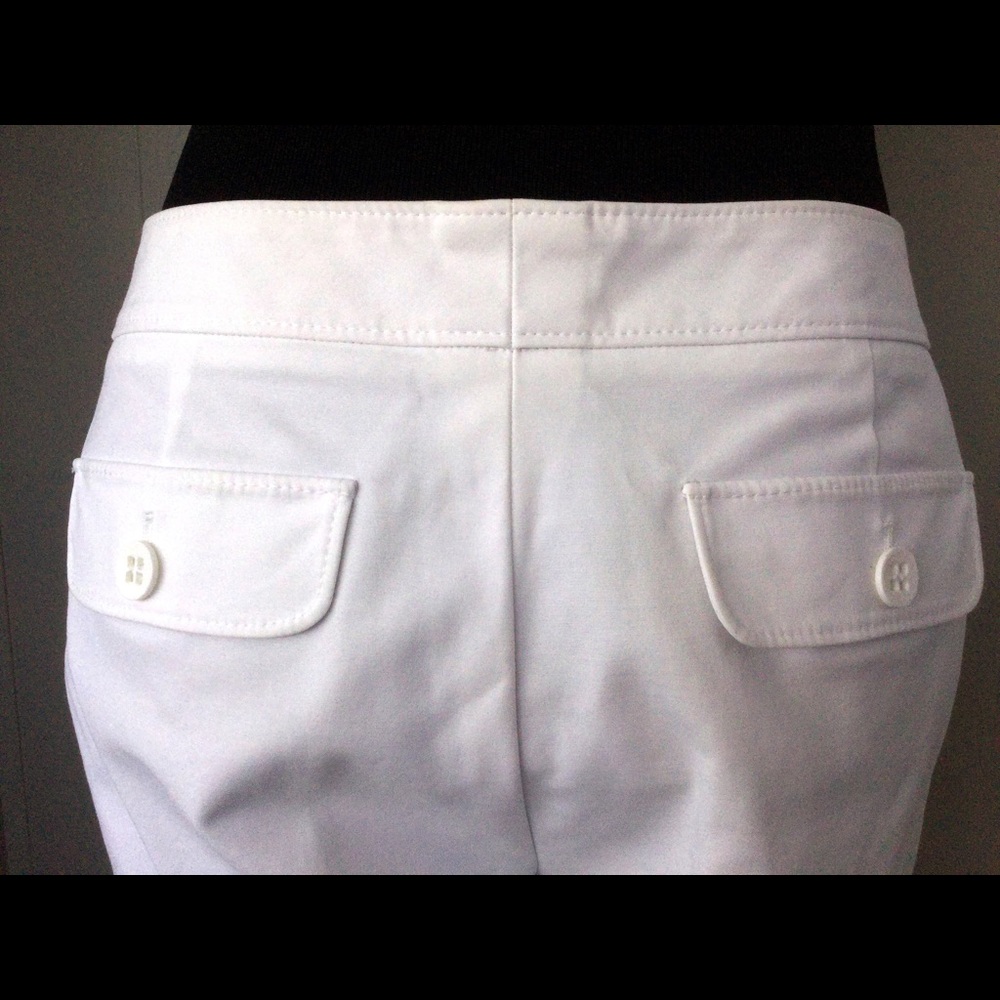 White cotton/spandex Capri pant - Picture 3 of 4