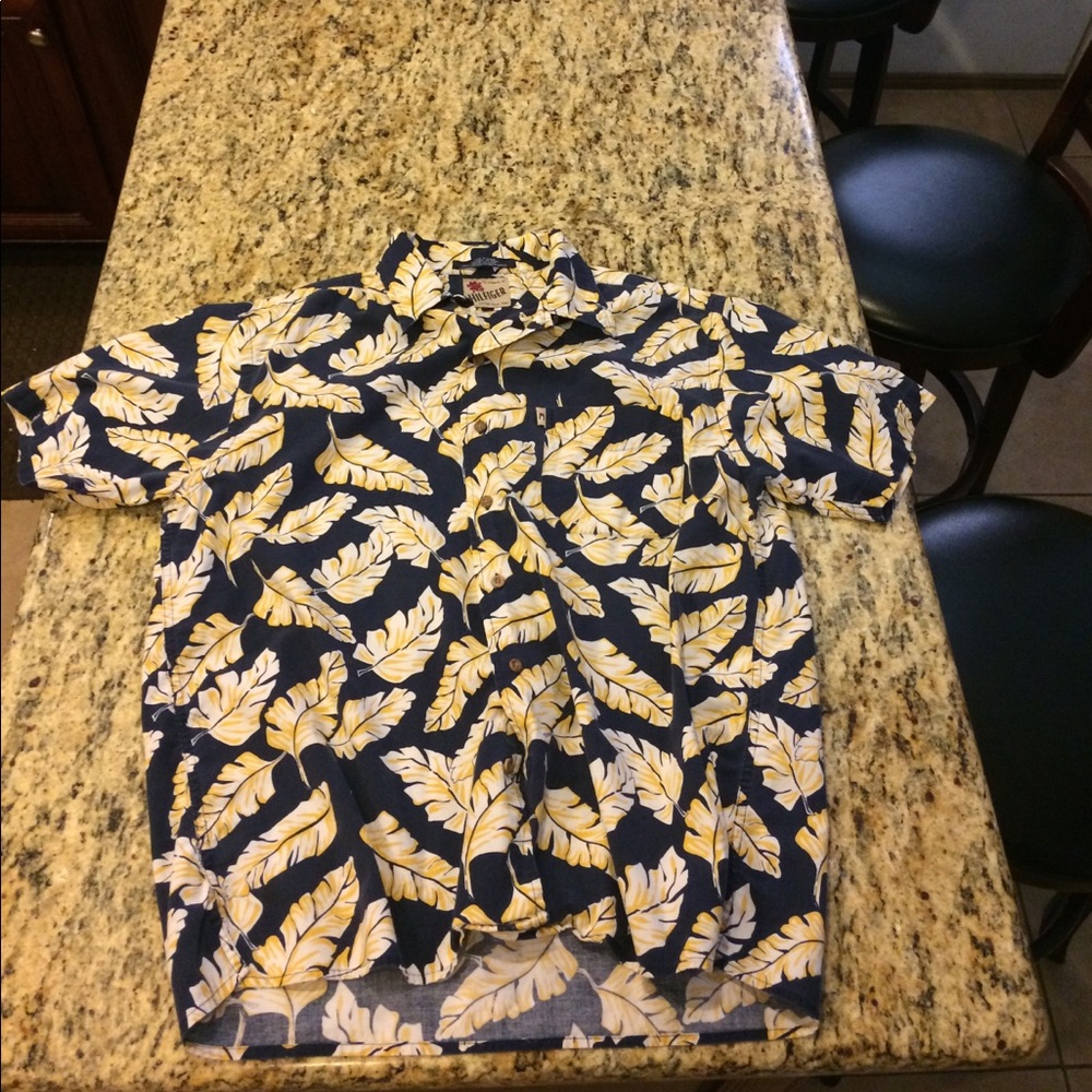 Tommy Hilfiger Floral Button Up