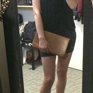 Vintage Unused Tan Clutch with Detachable Strap