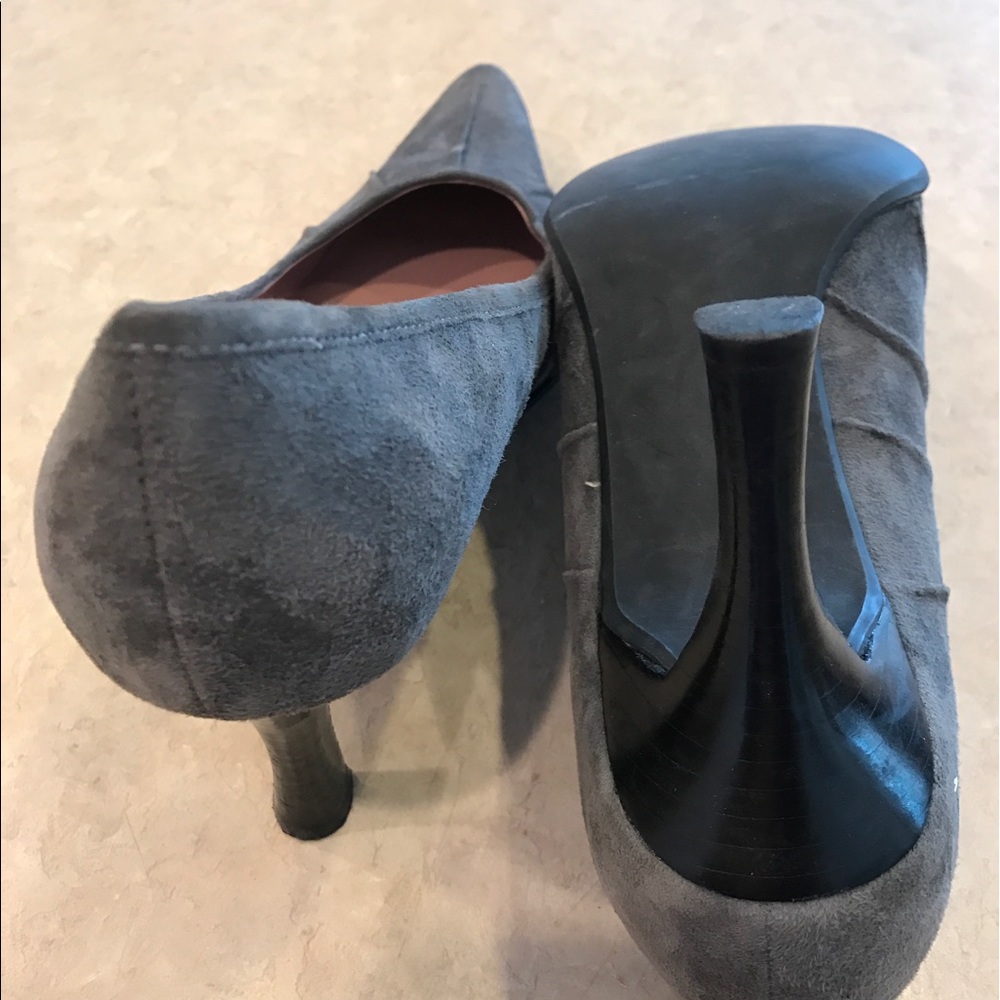 Shoes - Picture 4 of 4