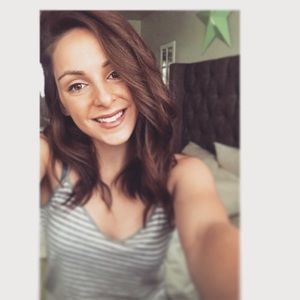 Meet your Posher, Victoria