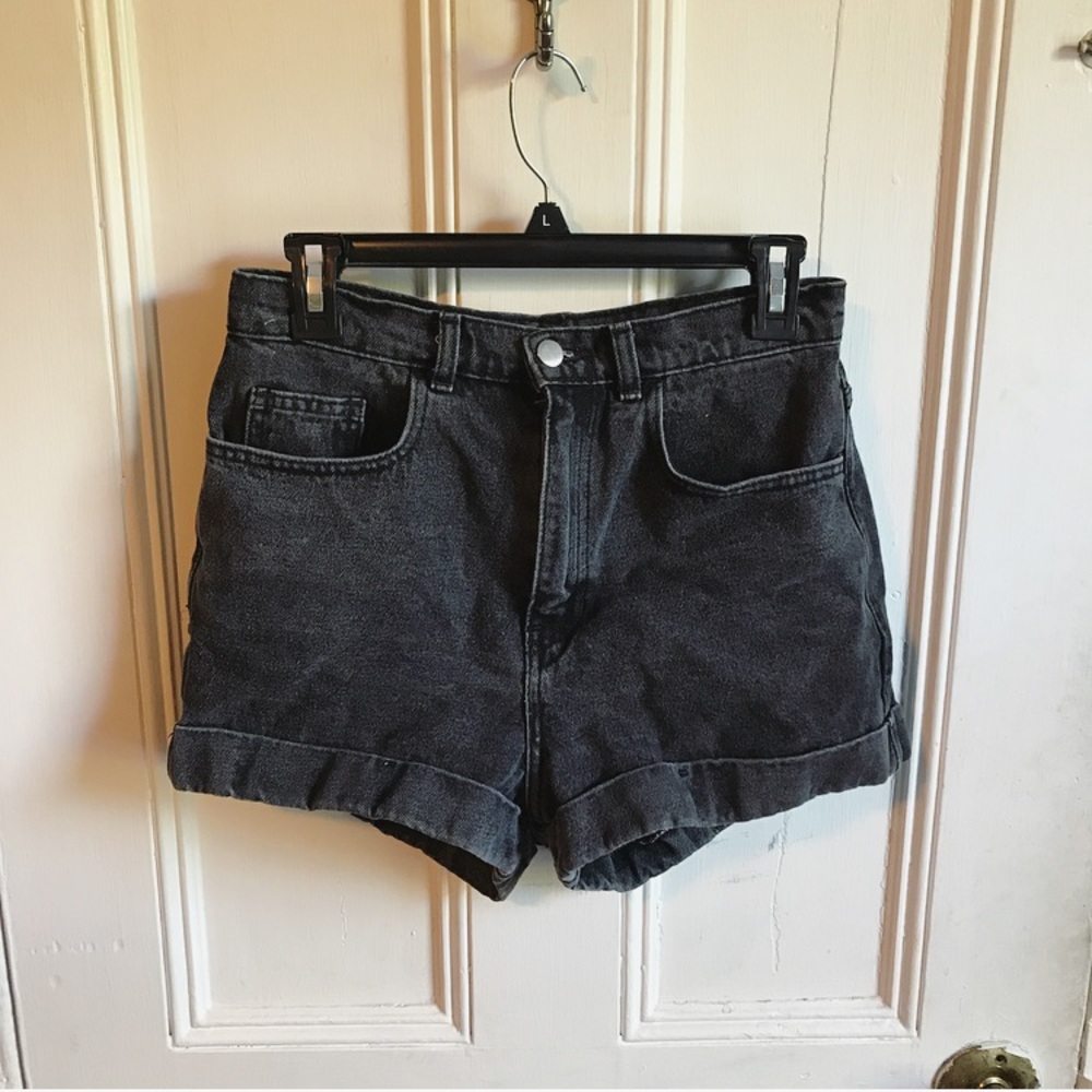 American Apparel Denim Shorts 🤞🏾💕