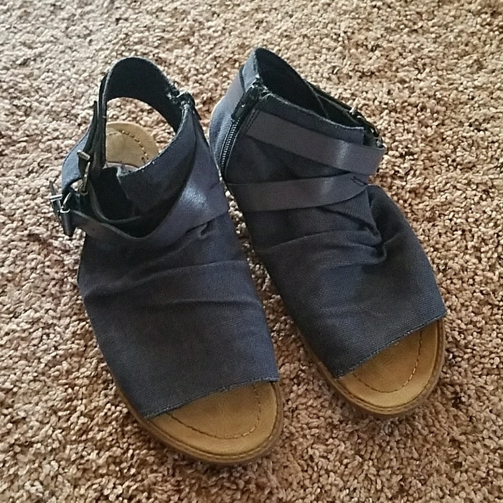 Blowfish navy zip up ankle flats