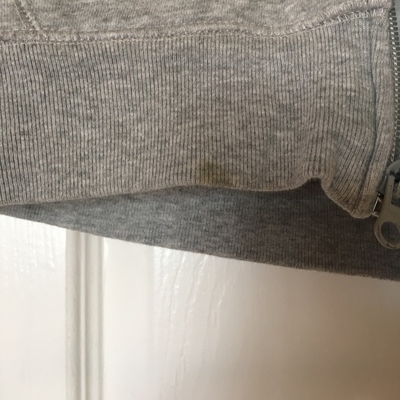 Sweater - Picture 4 of 4