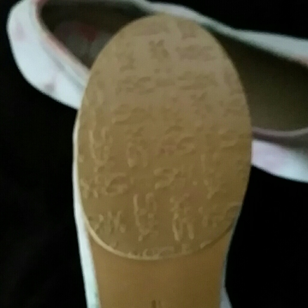 *HOST PICK* NIB Bloch Watercolor Ballet Flat Shoes - Picture 3 of 7