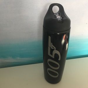 OO5 bottle