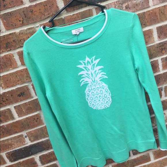 Crown & Ivy Sweaters - 🛑Price ⬇️🛑 Crown & Ivy Pineapple Summer Sweater