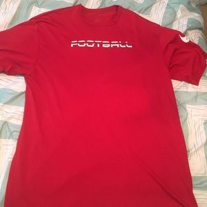 Light fit tee! Perfect for working out!🤗